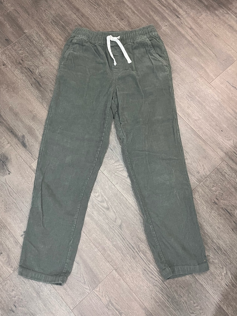 No Boundaries Olive Green Men’s Corduroy Drawstring Pants